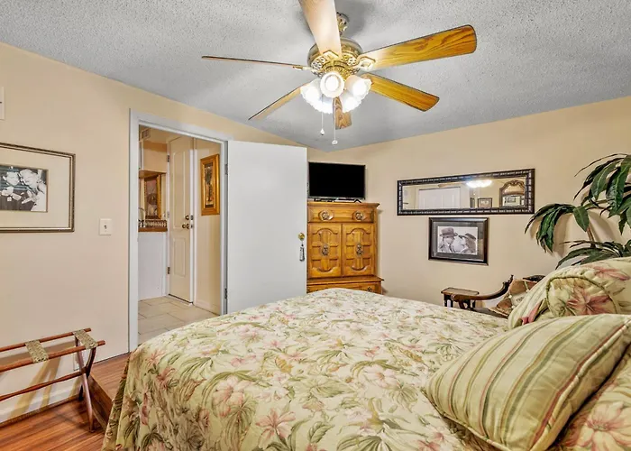 Goodbread House Bed And Breakfast