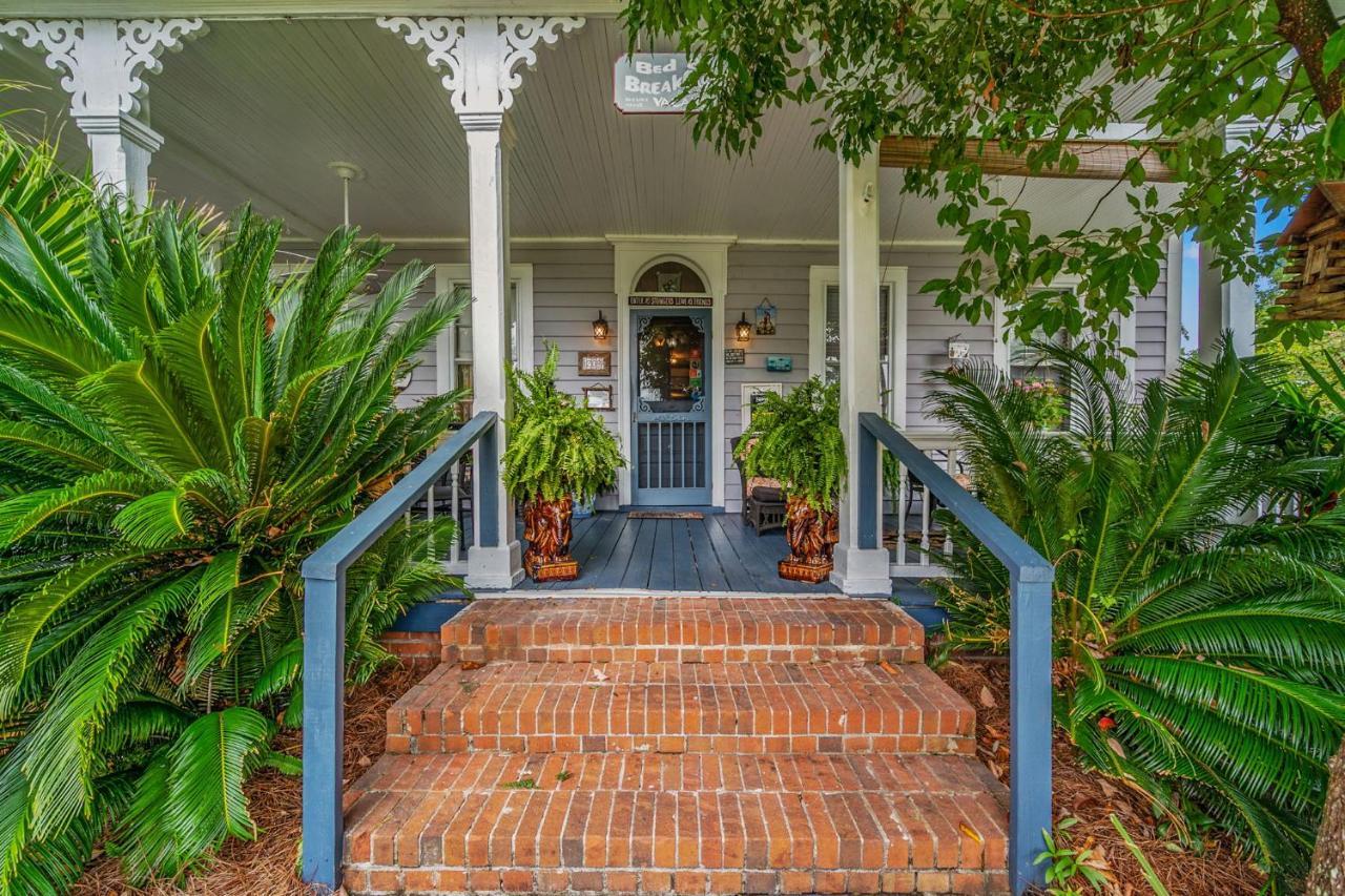 Goodbread House Bed And Breakfast 3*