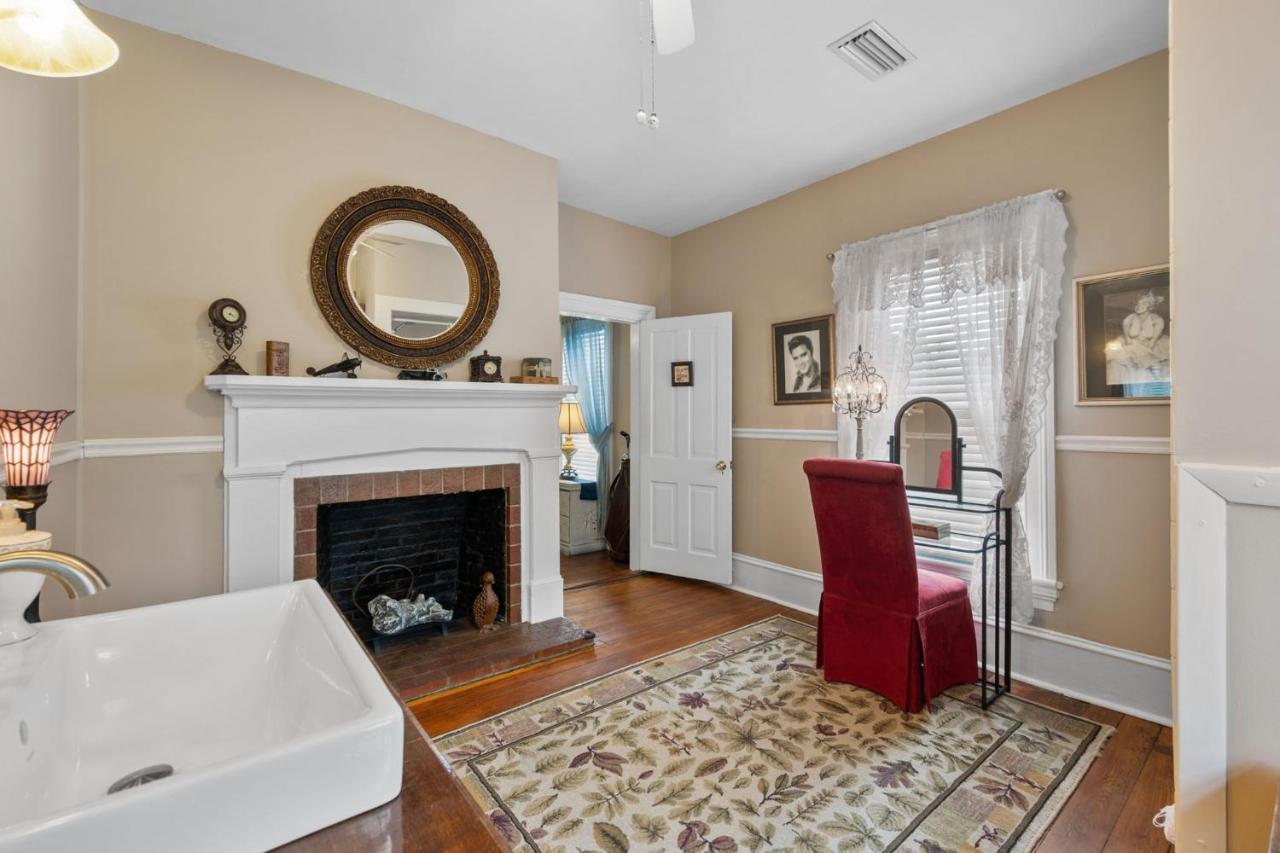 Bed & Breakfast Goodbread House Bed And Breakfast 3*
