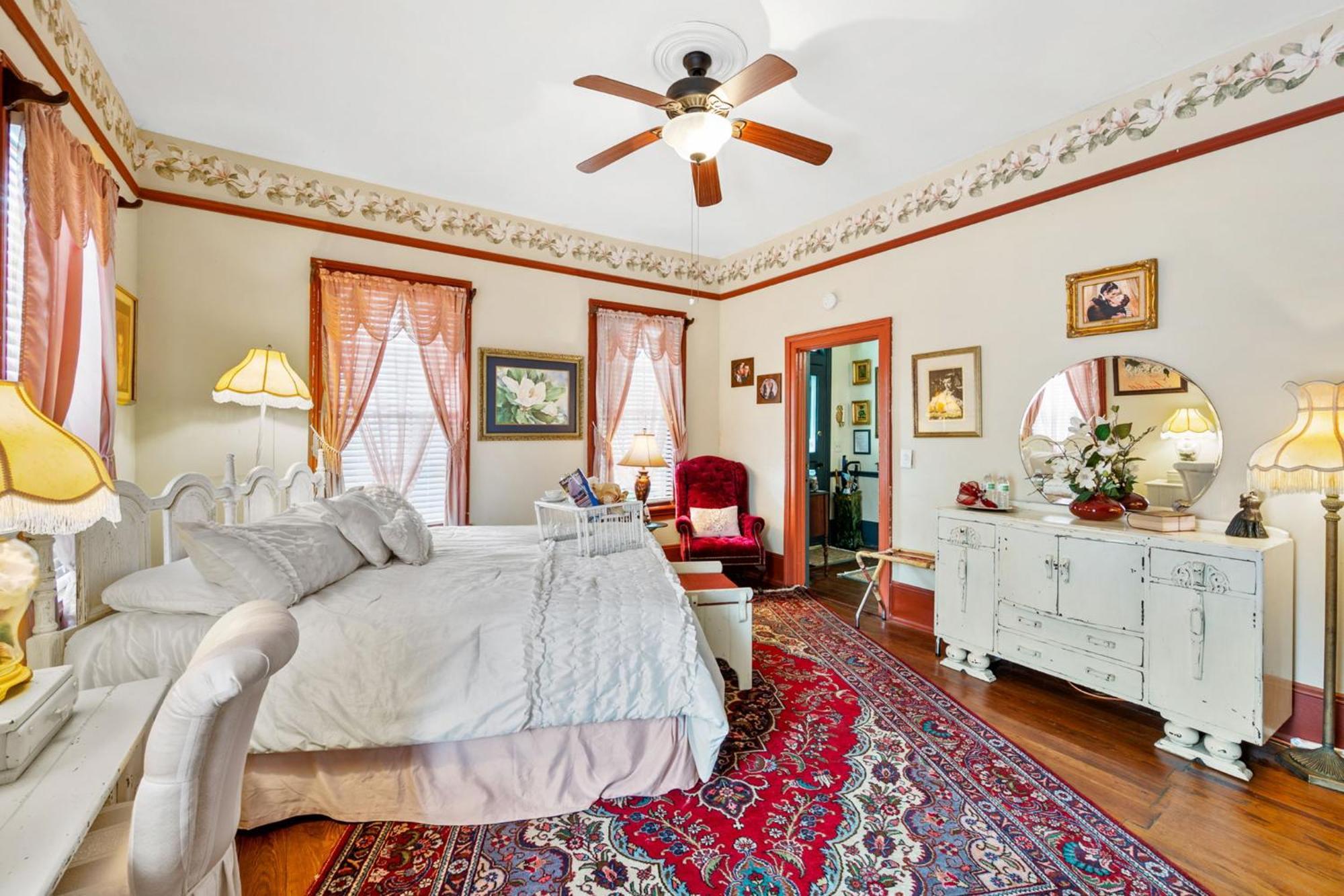 Bed & Breakfast Goodbread House Bed And Breakfast
